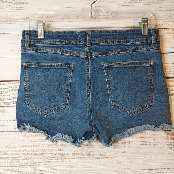 Womans Ardene Eightytwo Cut off Jean Shorts sz 11 - Picture 7 of 11